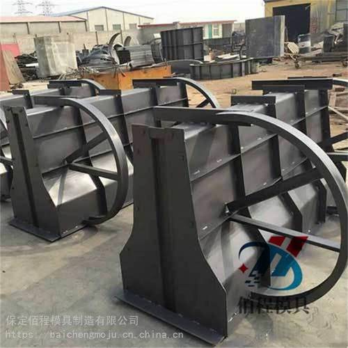 隔离墩模具与水泥预制件 多领域应用的公路安全守护者
